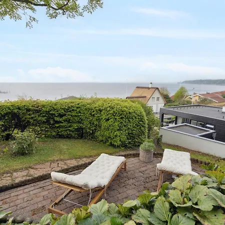 Seaside Charm And Panoramic View Feriehus *