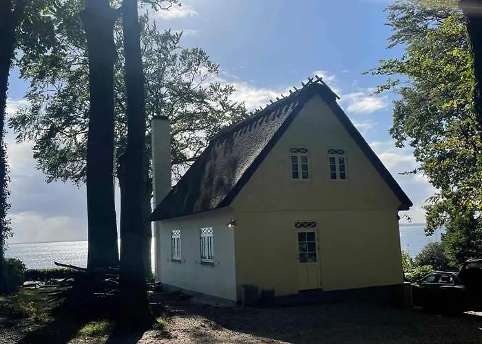 Seaside Charm And Panoramic View *