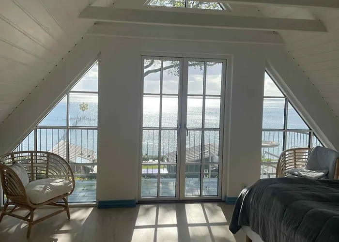 Semesterbostad Seaside Charm And Panoramic View *