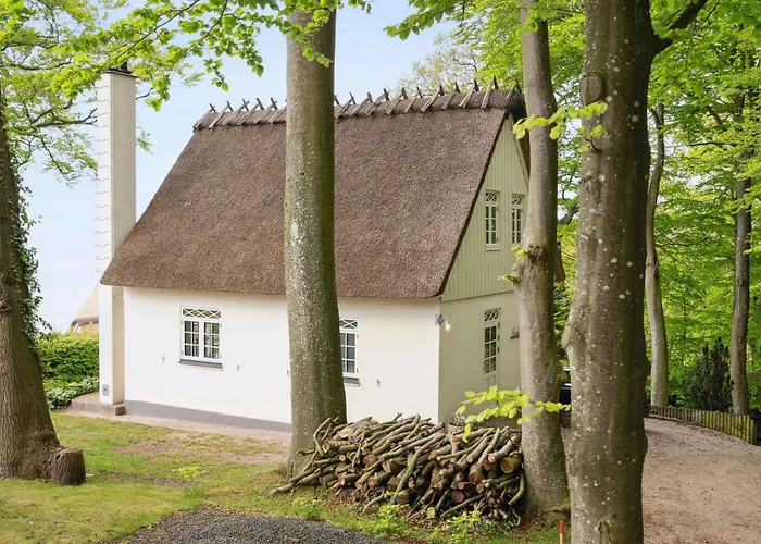 Seaside Charm And Panoramic View Semesterbostad *