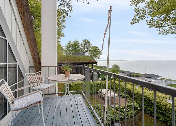 Semesterbostad Seaside Charm And Panoramic View *