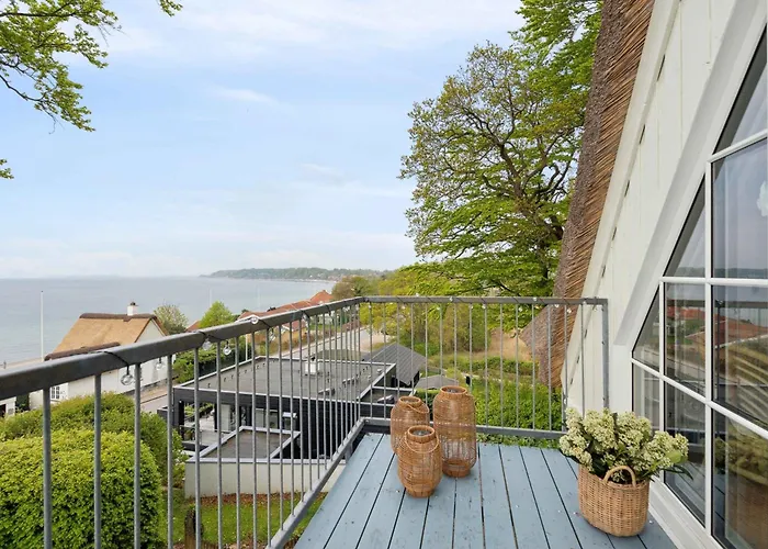 Seaside Charm And Panoramic View Semesterbostad Haderslev